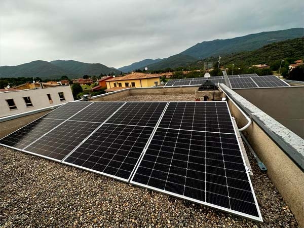 A. Carrera, 15 Placas - 6,9Kwp